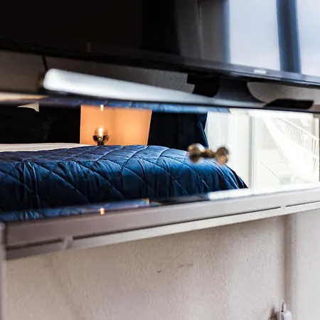 Swiss Flat Apartment *